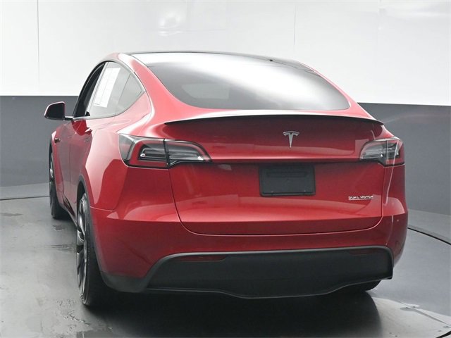 Used 2022 Tesla Model Y Performance image 6