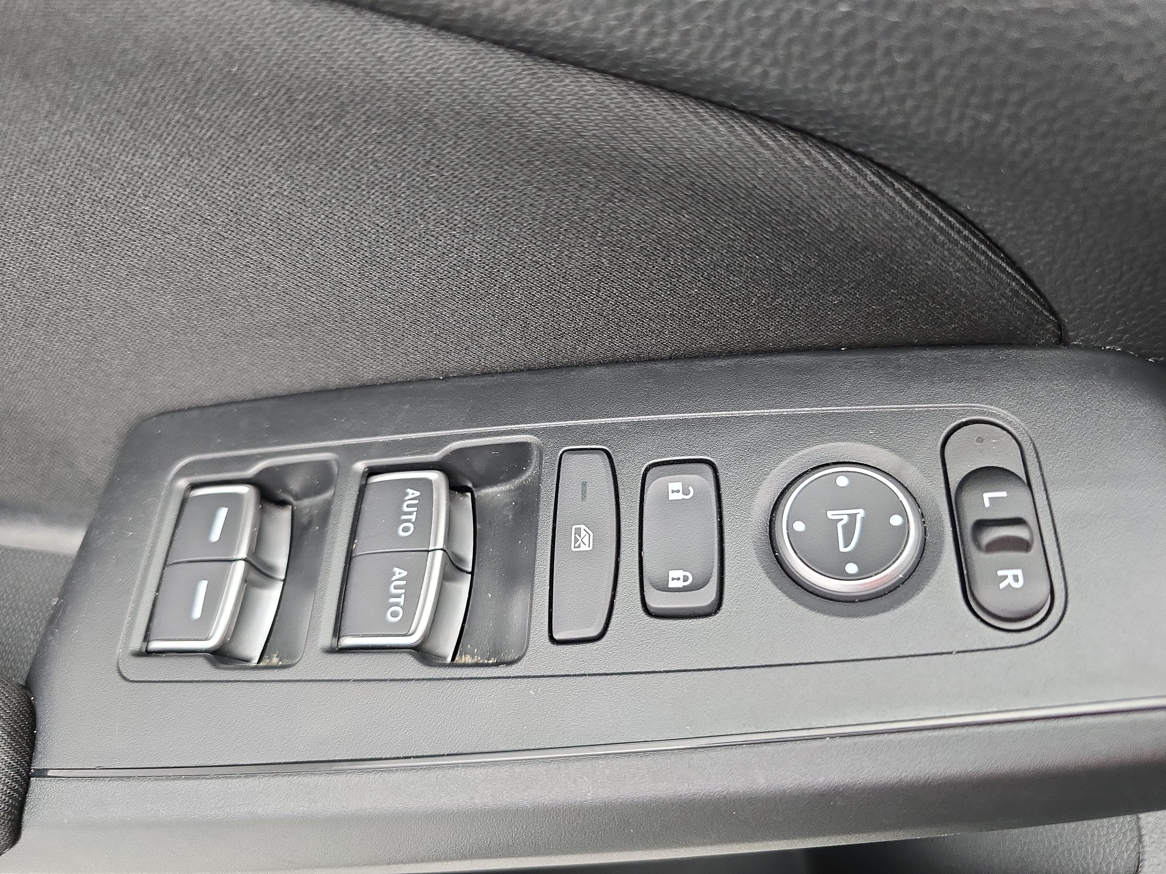 Used 2025 Honda Civic Sport image 27