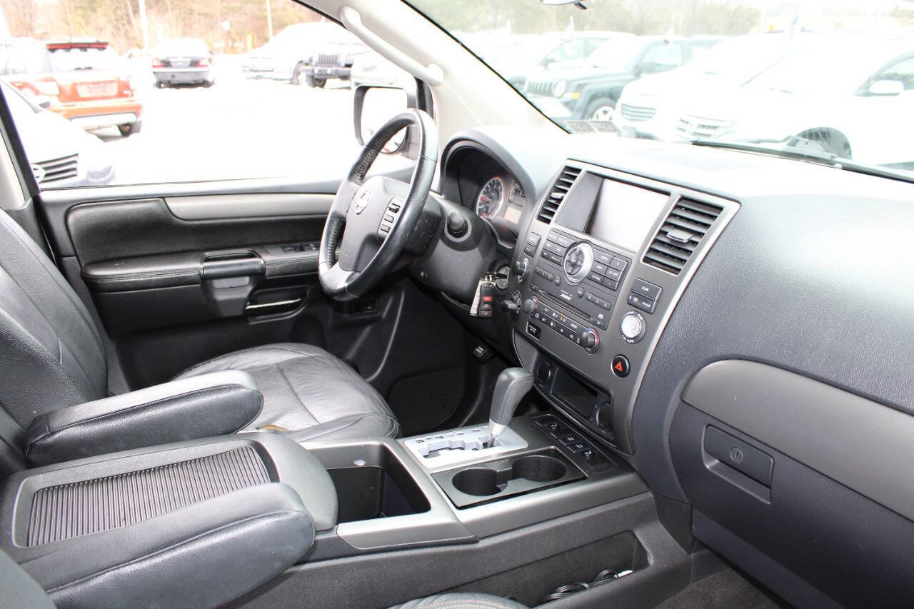 Used 2010 Nissan Armada SE image 12