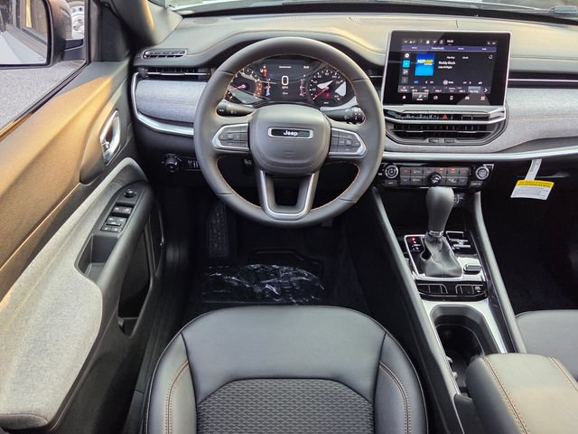 New 2026 Jeep Compass Latitude AWD/4WD image 13