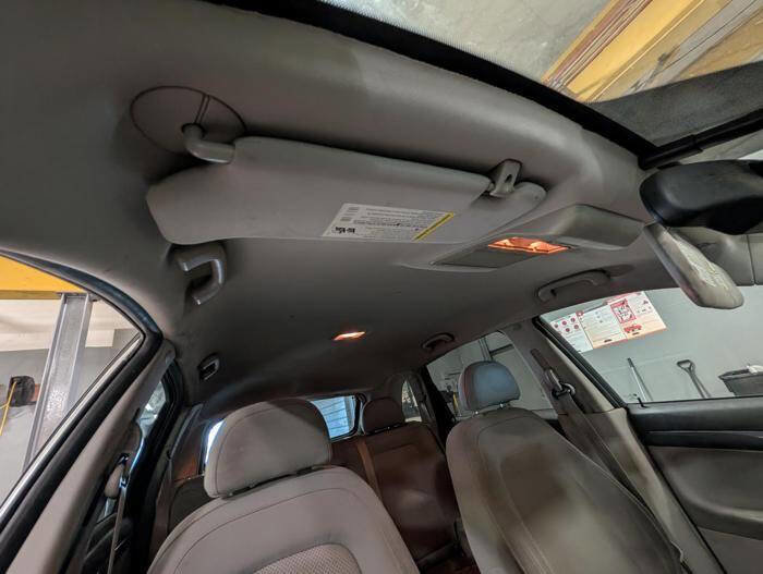 Used 2009 Saturn Vue XR FWD image 31