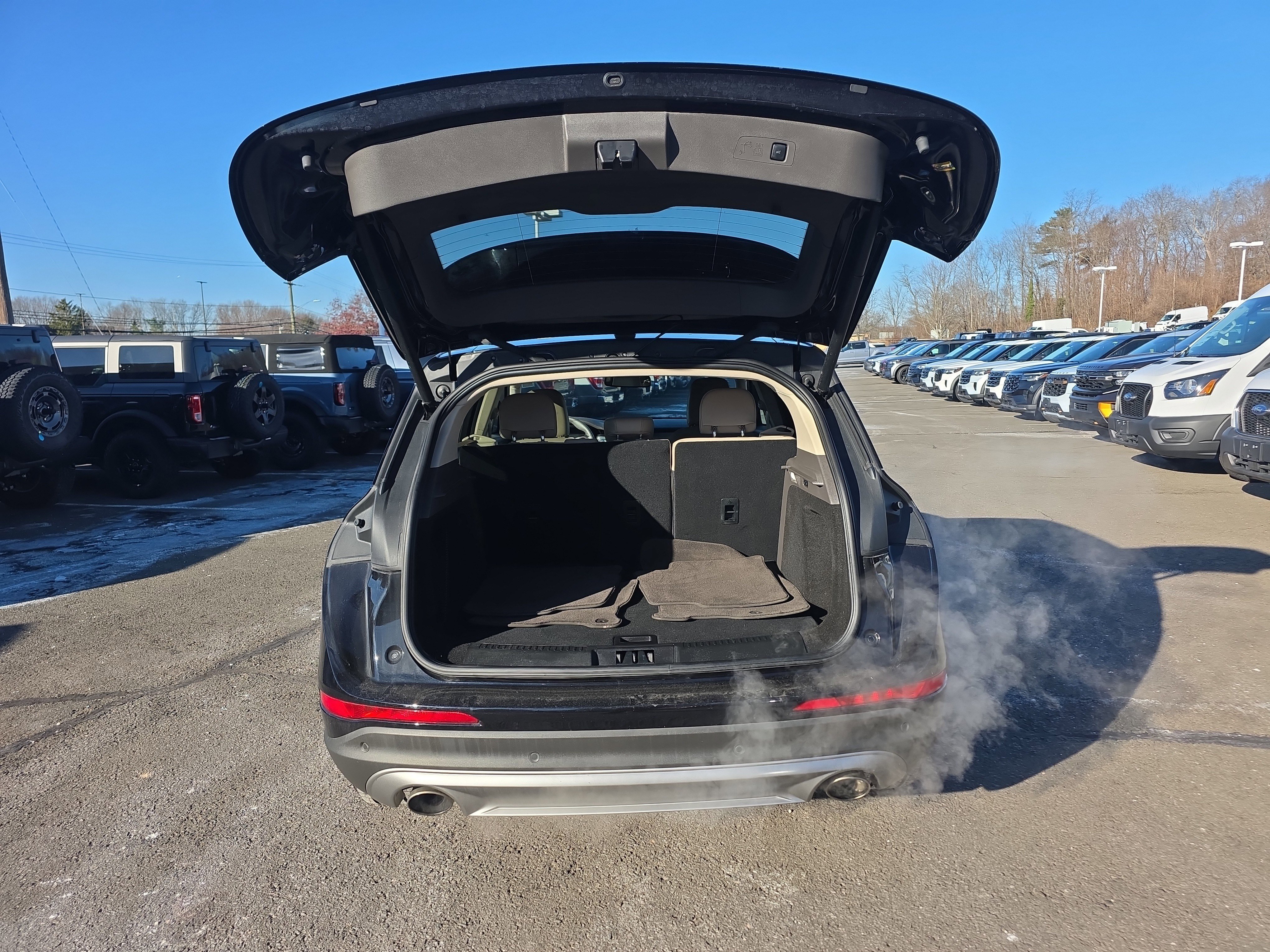 Used 2022 Lincoln Corsair AWD w/ Equipment Group 101A image 17