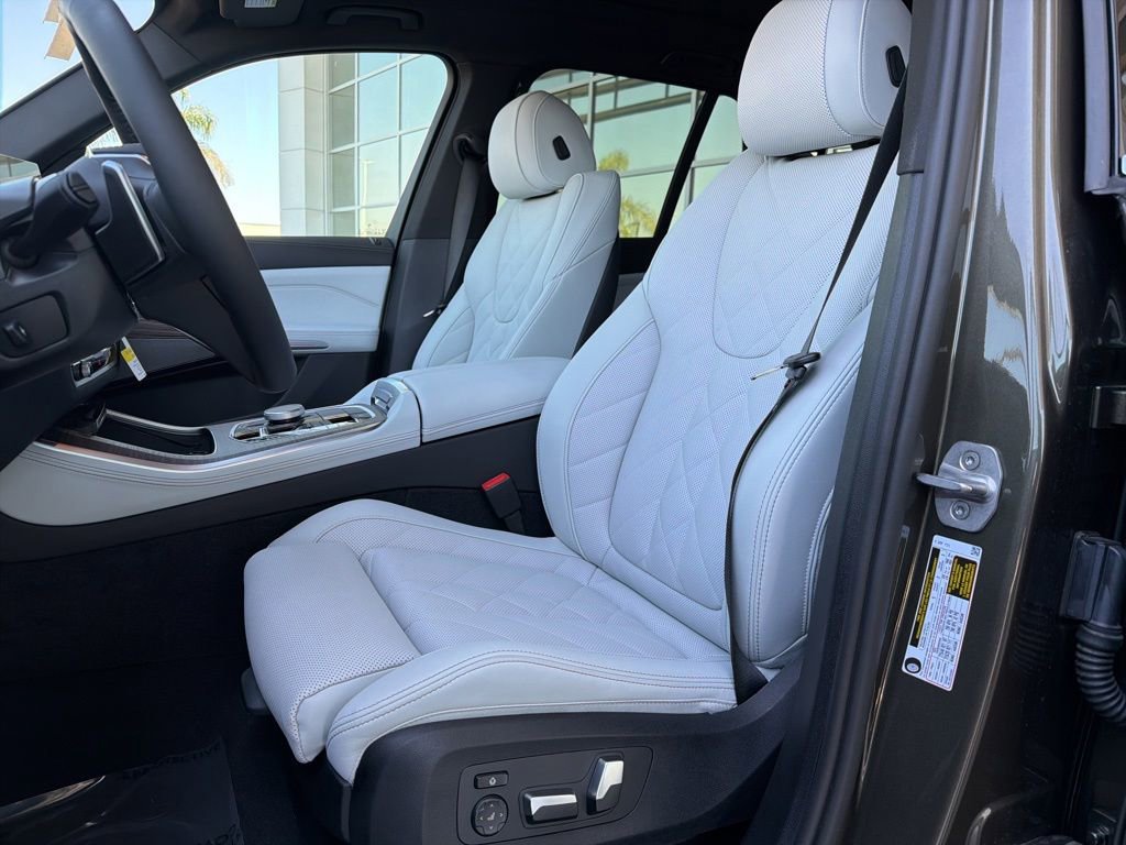 New 2026 BMW X5 sDrive40i w/ Premium Package RWD image 11