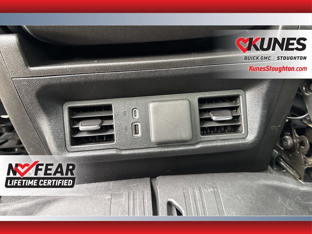 Used 2025 GMC Sierra 3500 SLE w/ SLE Convenience Package image 43