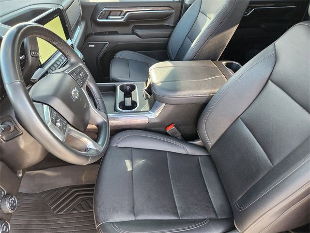 Used 2024 Chevrolet Silverado 3500 LTZ w/ LTZ Plus Package image 7