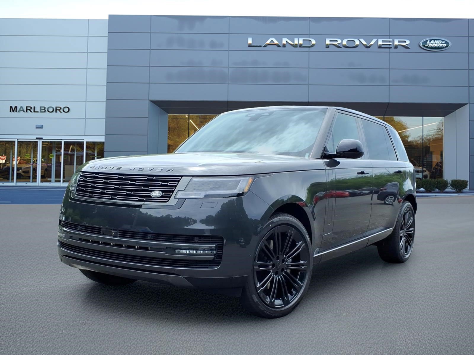 New 2026 Land Rover Range Rover Long Wheelbase SE