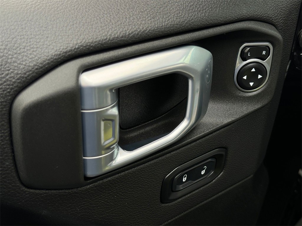 Used 2021 Jeep Wrangler Unlimited Rubicon 4xe w/ Cold Weather Group image 11