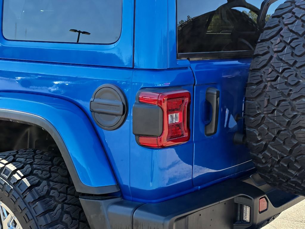 Used 2024 Jeep Wrangler Sahara image 38