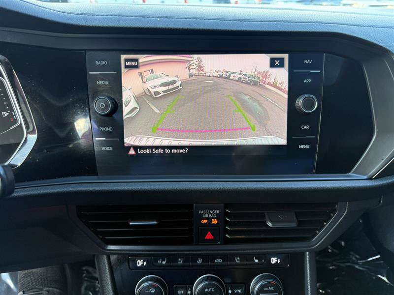 Used 2019 Volkswagen Jetta SEL Premium FWD image 40