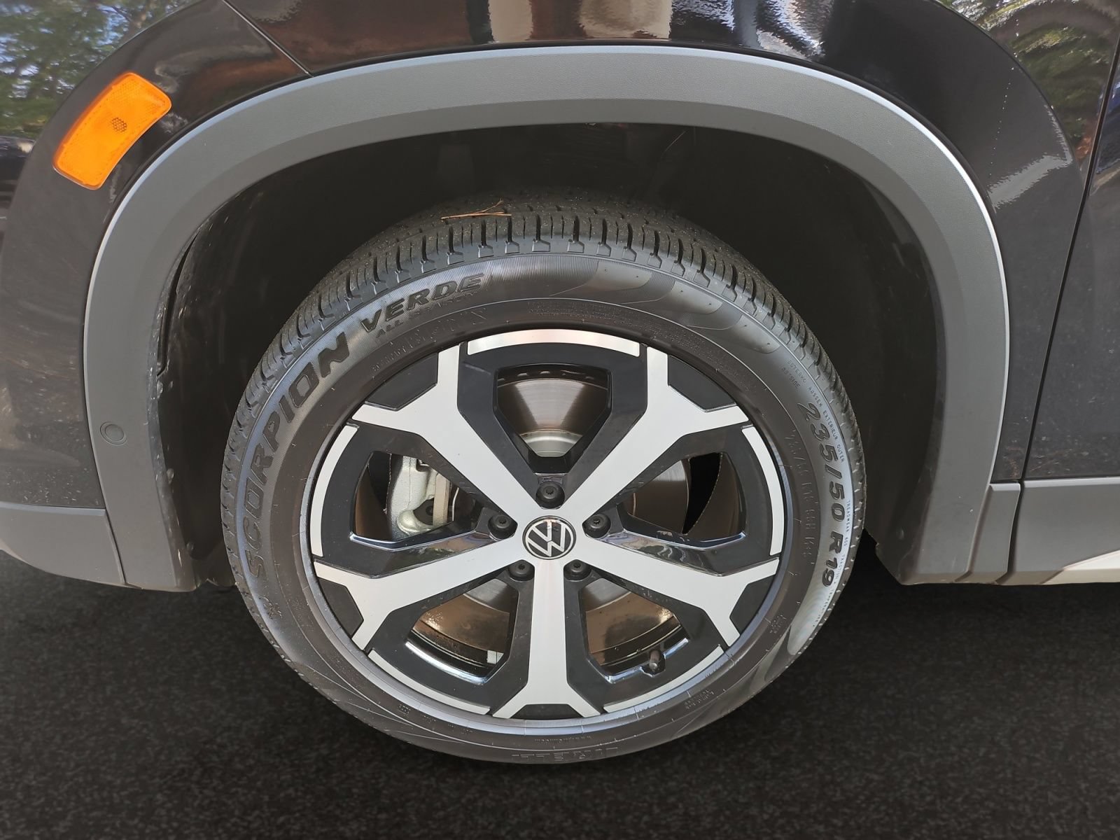 Used 2026 Volkswagen Tiguan SE AWD/4WD image 38
