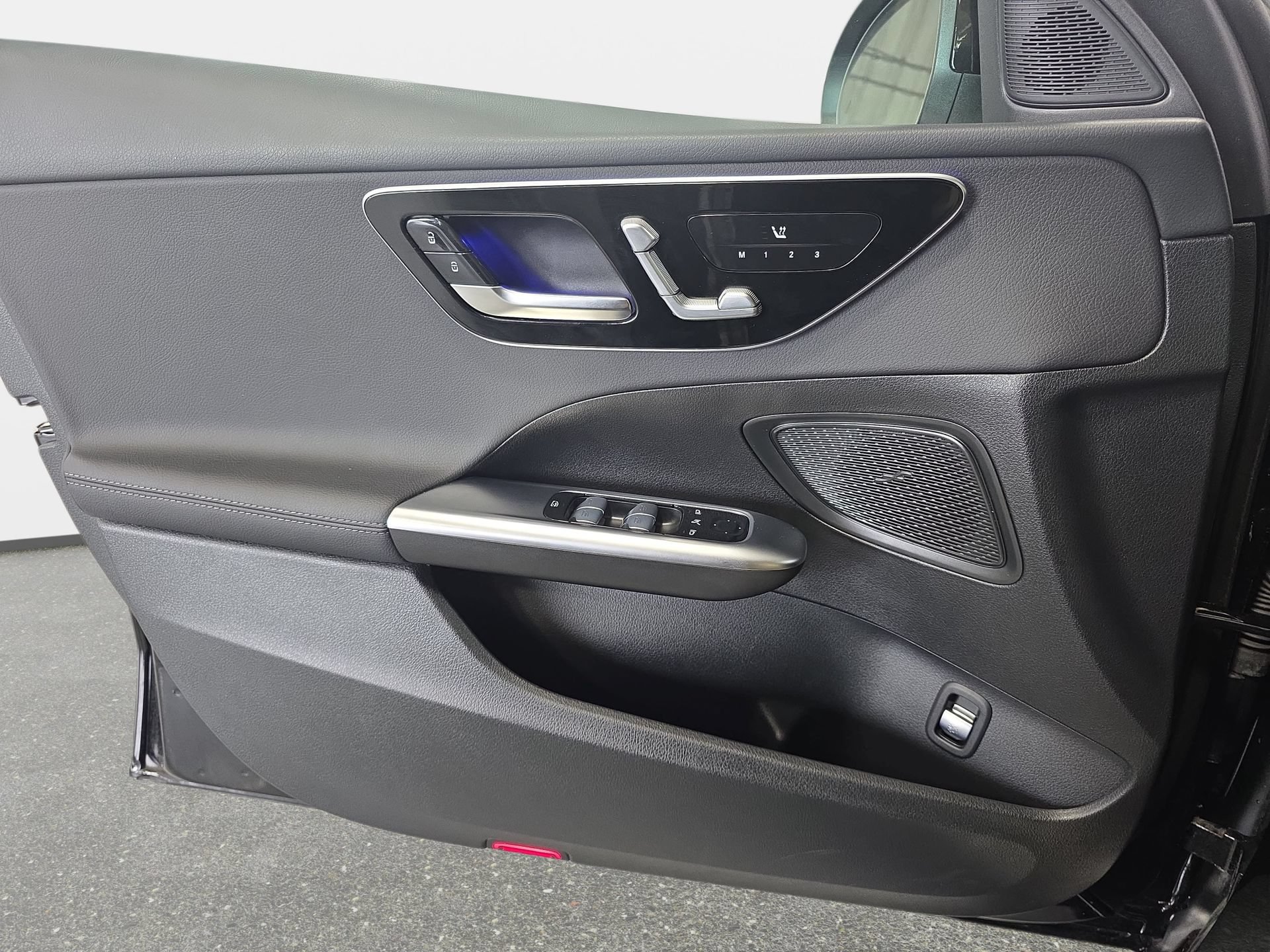 Certified 2025 Mercedes-Benz C 300 4MATIC Sedan image 26
