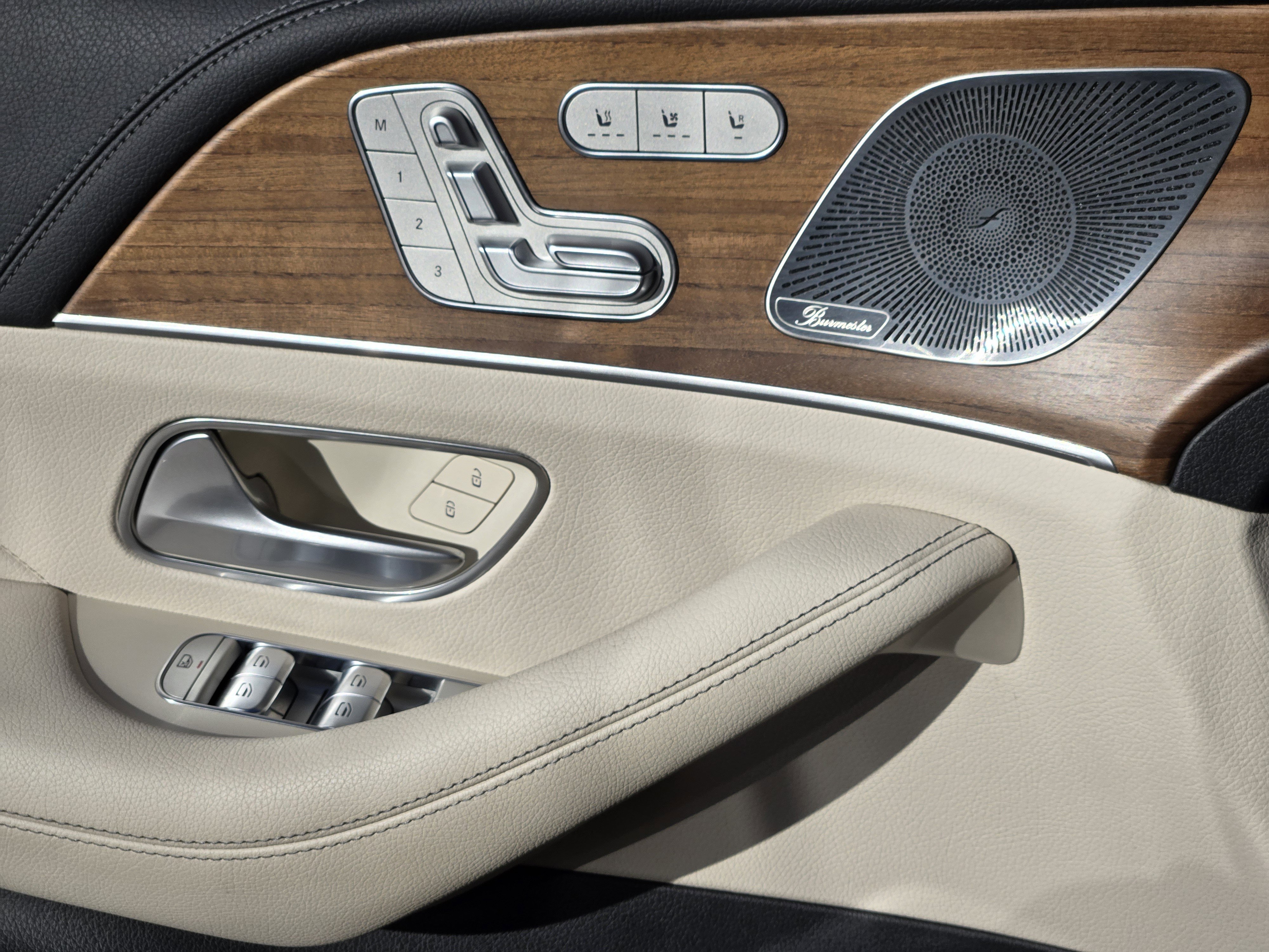 Used 2021 Mercedes-Benz GLE 450 4MATIC image 26