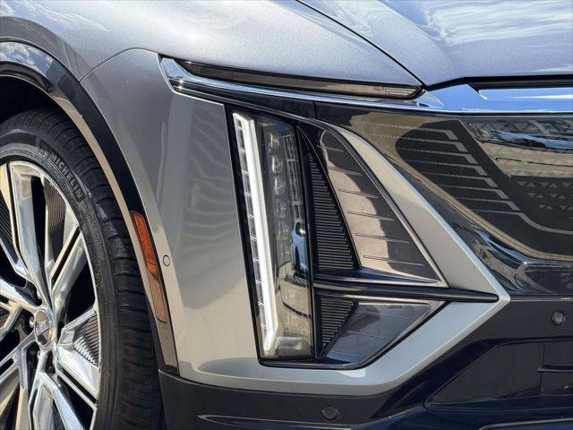 Used 2023 Cadillac Lyriq 2WD image 13