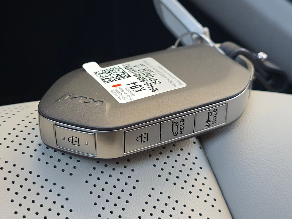 New 2026 Kia Carnival SX w/ SX Dark Edition Package image 33