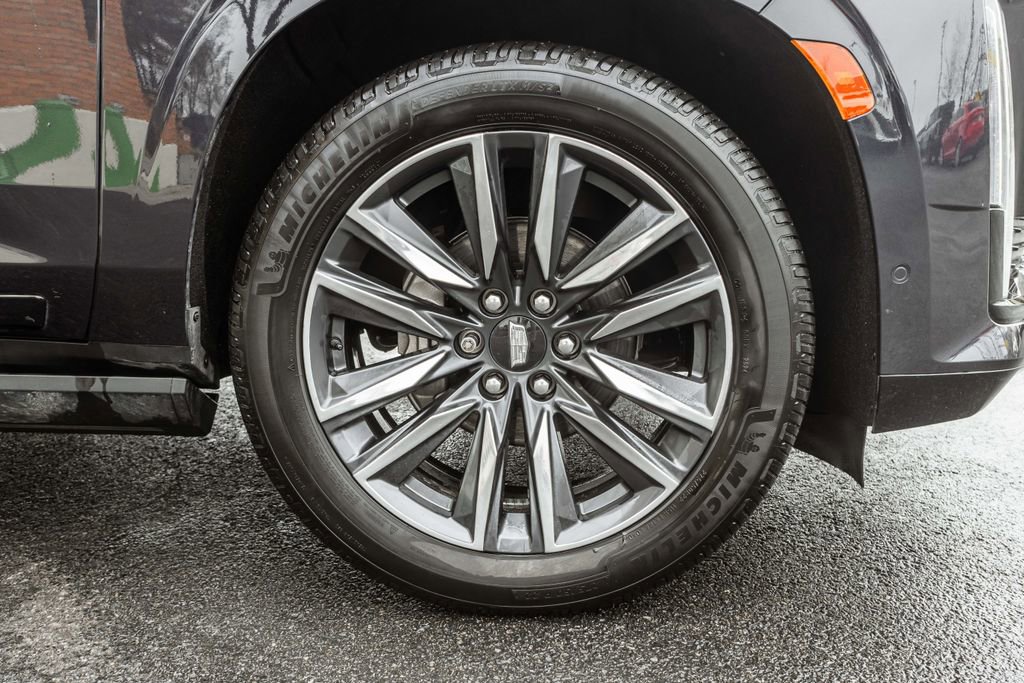 Used 2022 Cadillac Escalade Sport w/ Touring Package image 4