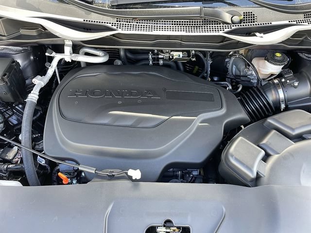 New 2026 Honda Odyssey Touring image 9