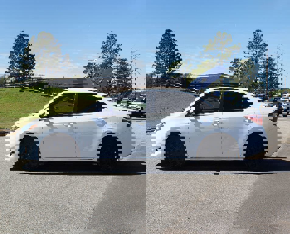 Used 2018 Toyota Corolla LE image 8