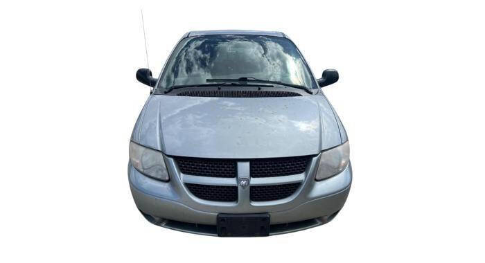 Used 2003 Dodge Caravan Sport FWD image 9