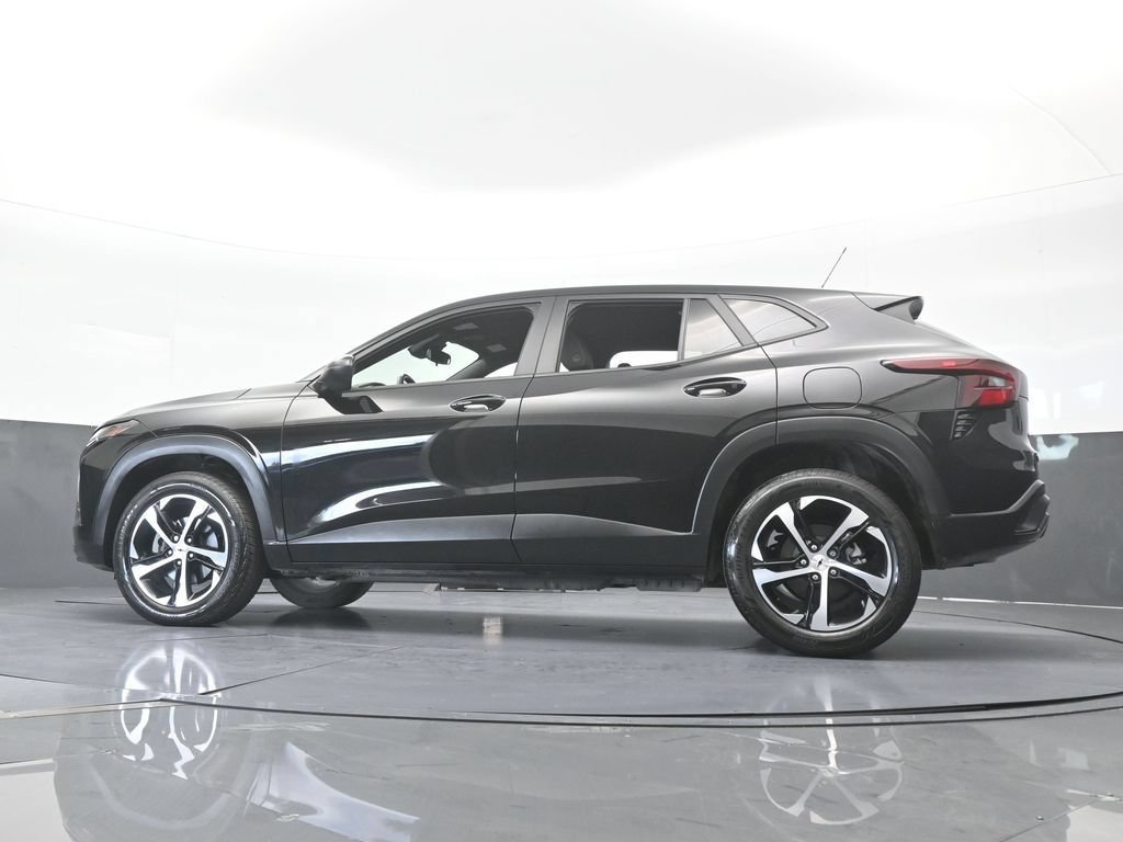 Used 2025 Chevrolet Trax RS w/ Driver Confidence Package FWD image 52
