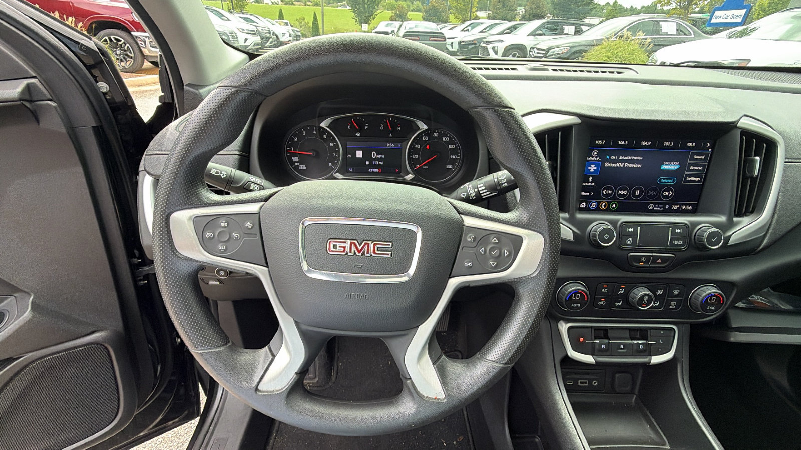 Used 2022 GMC Terrain SLE w/ Driver Convenience Package AWD/4WD image 25