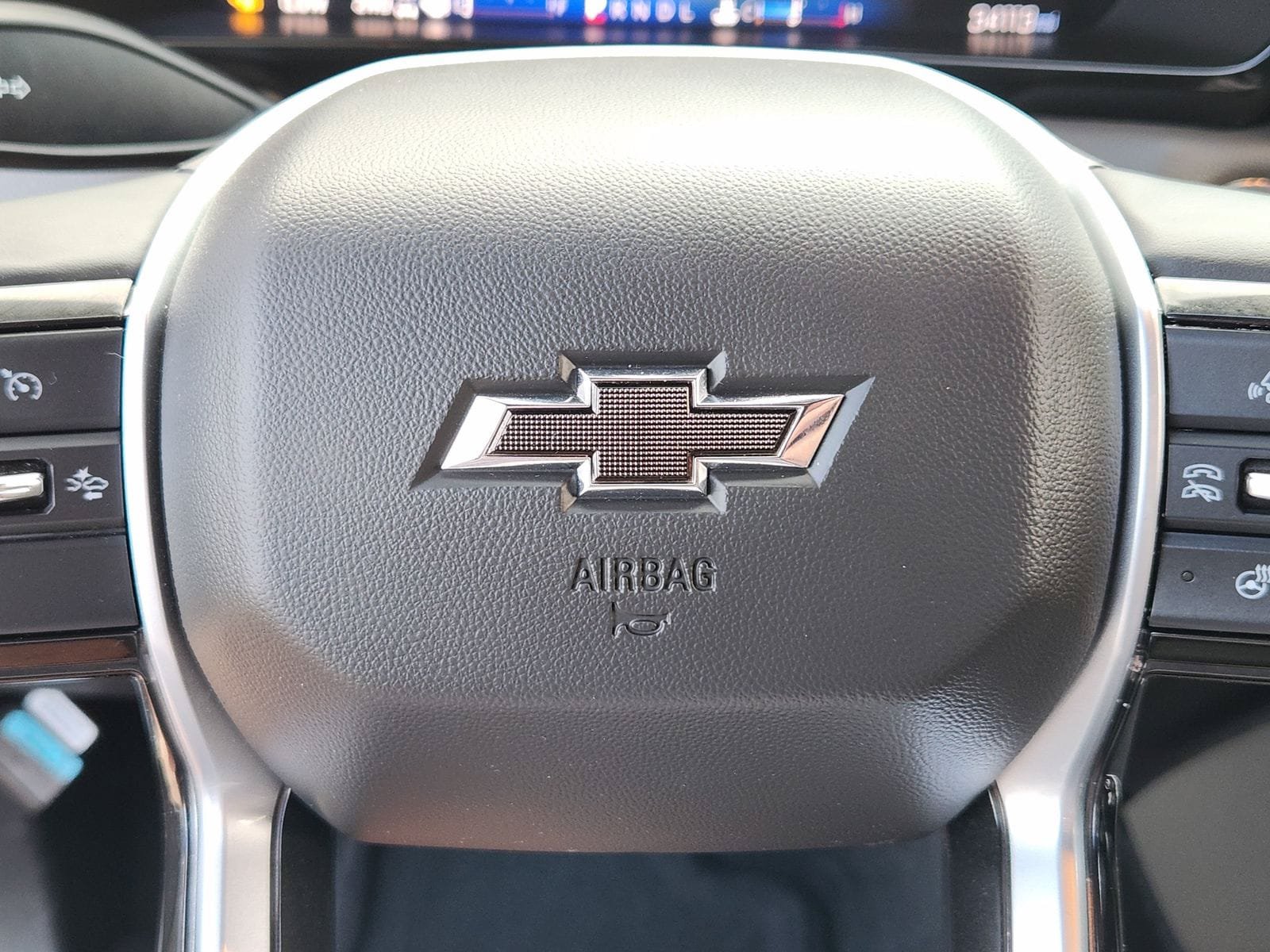 Used 2023 Chevrolet Colorado ZR2 w/ ZR2 Convenience Package III AWD/4WD image 37
