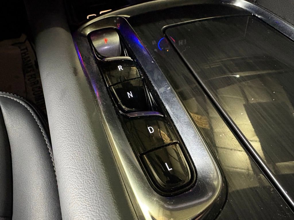 Used 2024 Buick Enclave Premium image 38