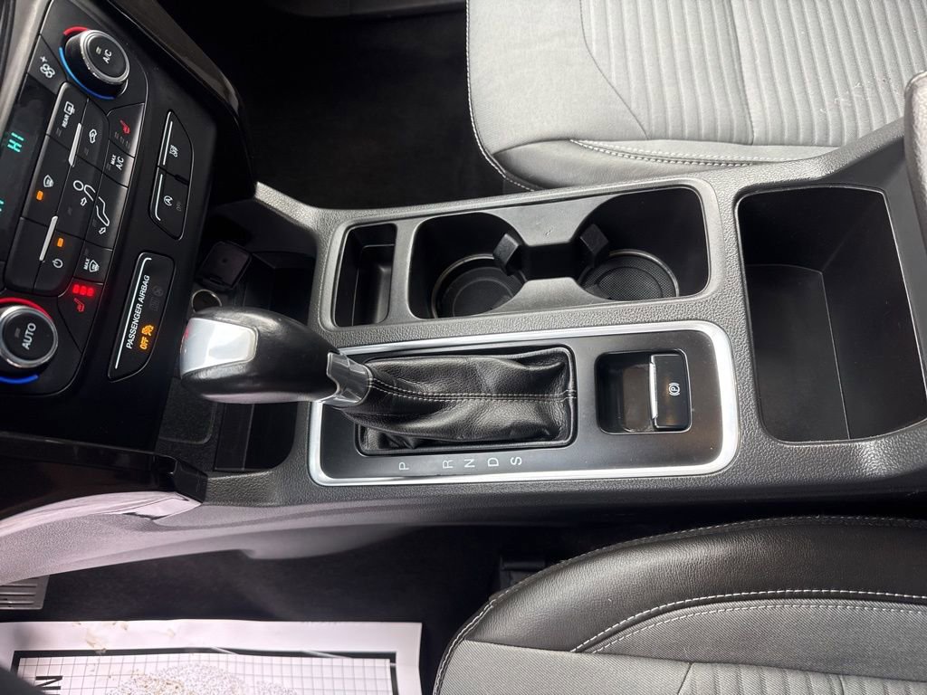 Used 2017 Ford Escape Titanium image 29