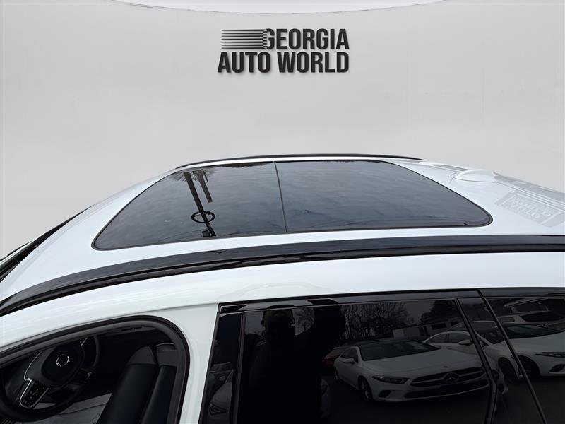 Used 2022 Volvo XC60 B6 R-Design w/ Advanced Package AWD/4WD image 46