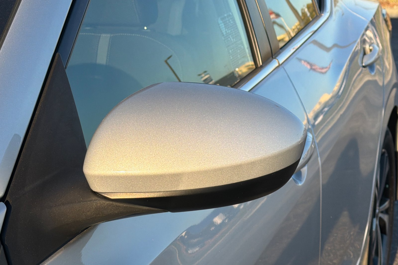 Used 2023 Nissan Sentra SV FWD image 41