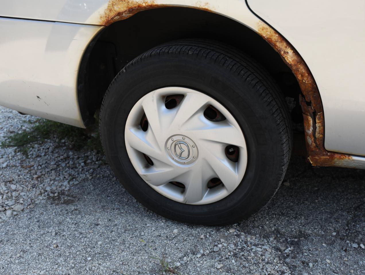 Used 2003 MAZDA MPV LX-SV FWD image 9