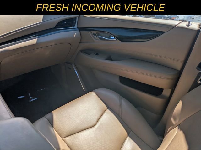 Used 2018 Cadillac Escalade Platinum image 14