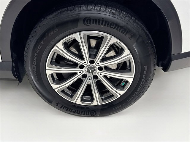 Certified 2025 Mercedes-Benz GLC 300 4MATIC image 33