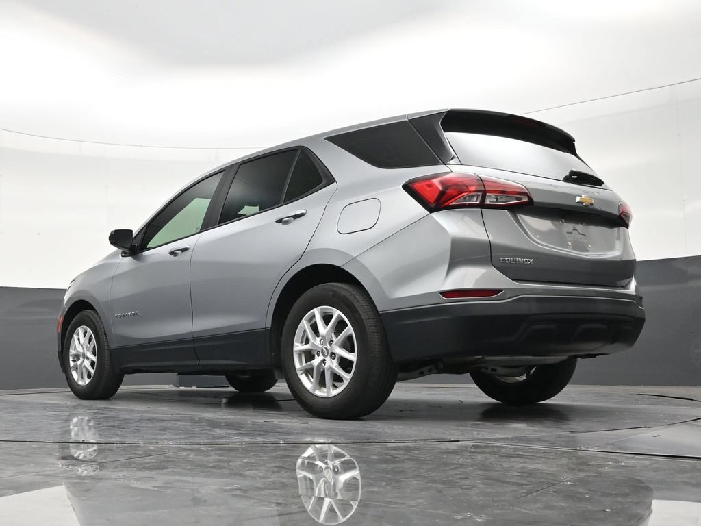 Used 2024 Chevrolet Equinox LS FWD image 22