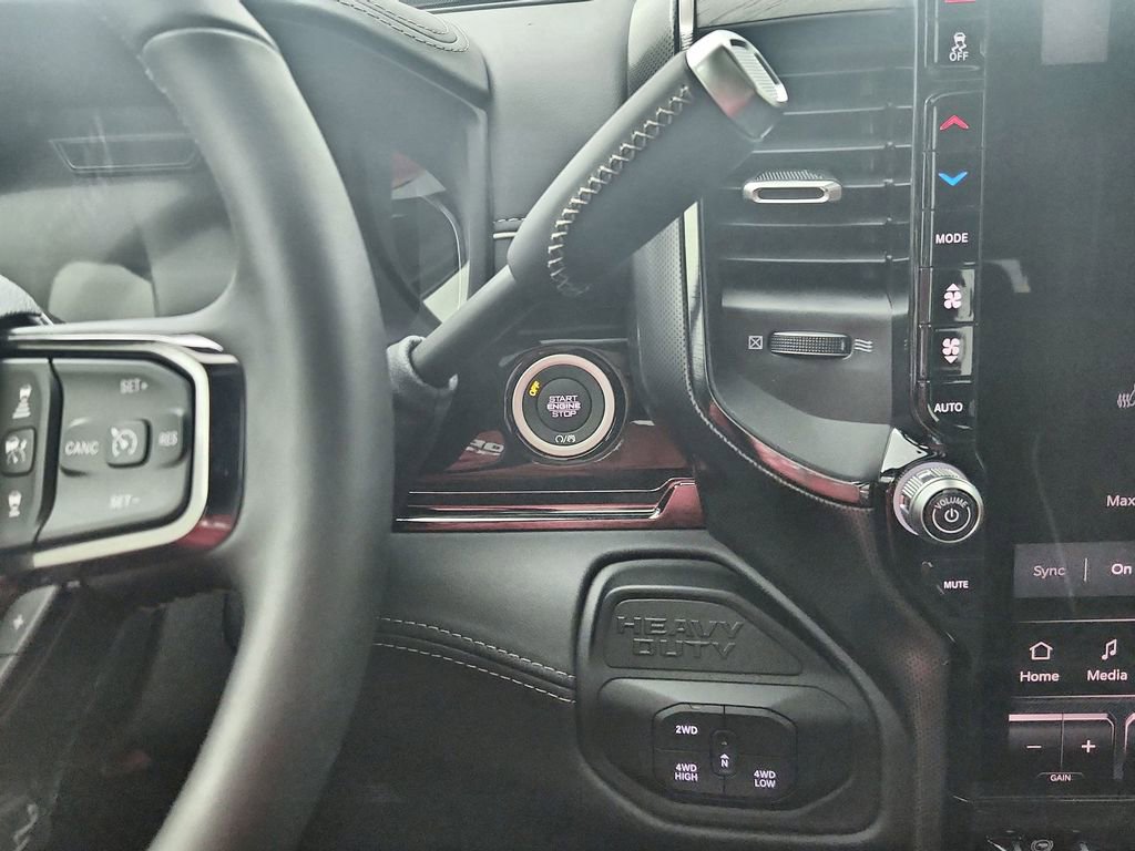 New 2026 RAM 2500 Limited image 29