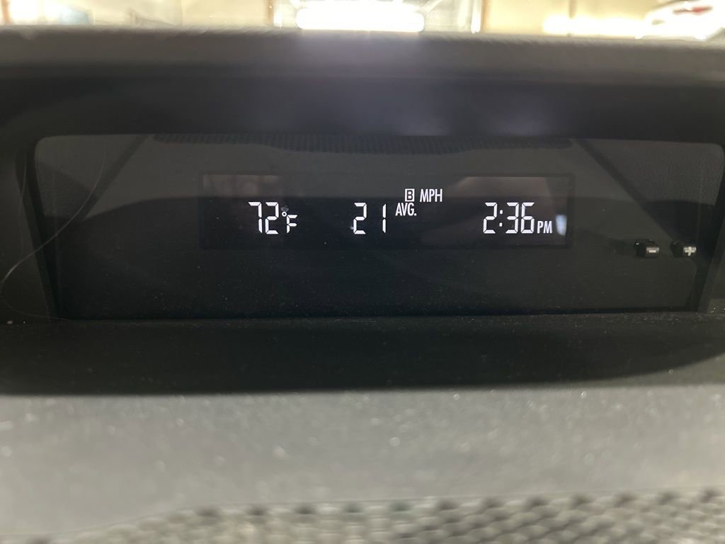 Used 2022 Subaru Ascent Premium w/ Convenience Package AWD/4WD image 26