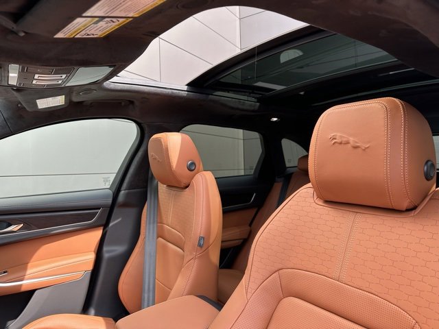 New 2026 Jaguar F-PACE R-Dynamic S image 2