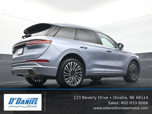Used 2022 Lincoln Corsair Reserve w/ Equipment Group 201A AWD/4WD image 12