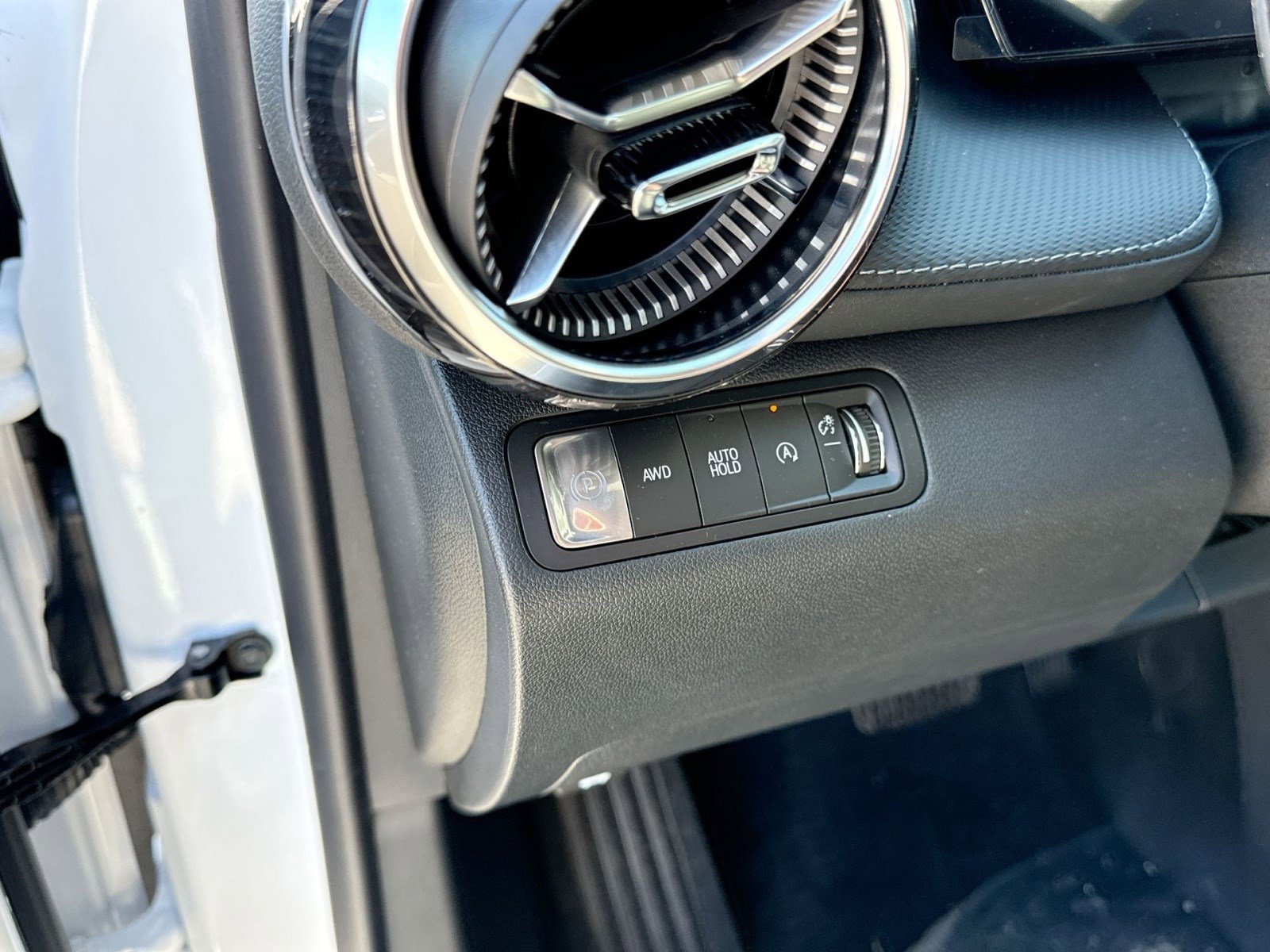 New 2026 Chevrolet Equinox LT image 16