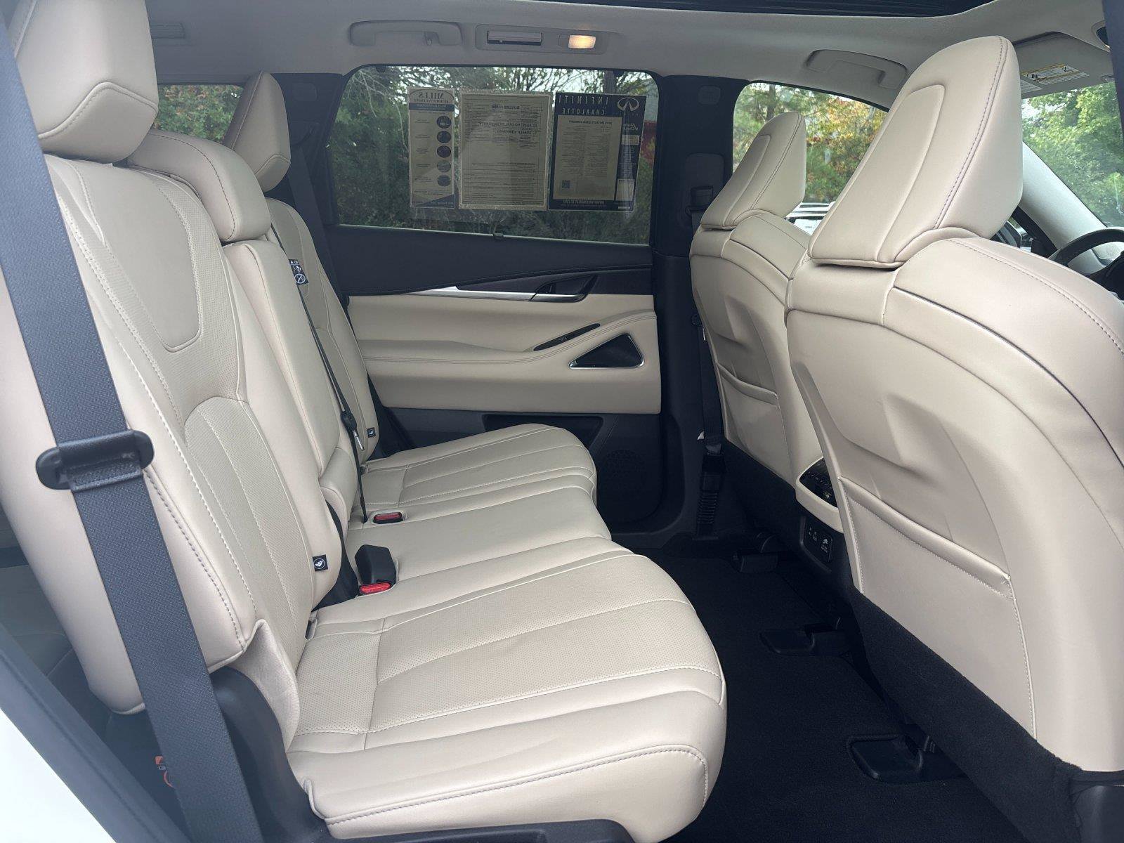 Used 2023 INFINITI QX60 Sensory w/ Cargo Package AWD/4WD image 38
