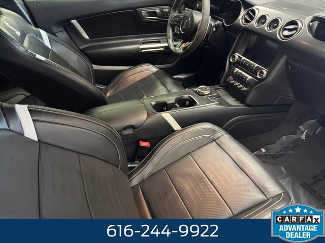 Used 2021 Ford Mustang Shelby GT500 w/ Technology Package RWD image 4