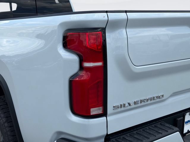 New 2026 Chevrolet Silverado 3500 High Country w/ High Country Premium Package AWD/4WD image 11