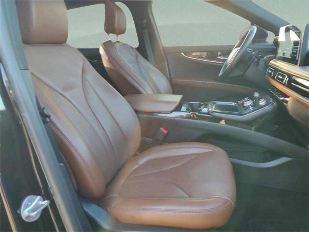 Used 2021 Lincoln Nautilus Reserve AWD/4WD image 33