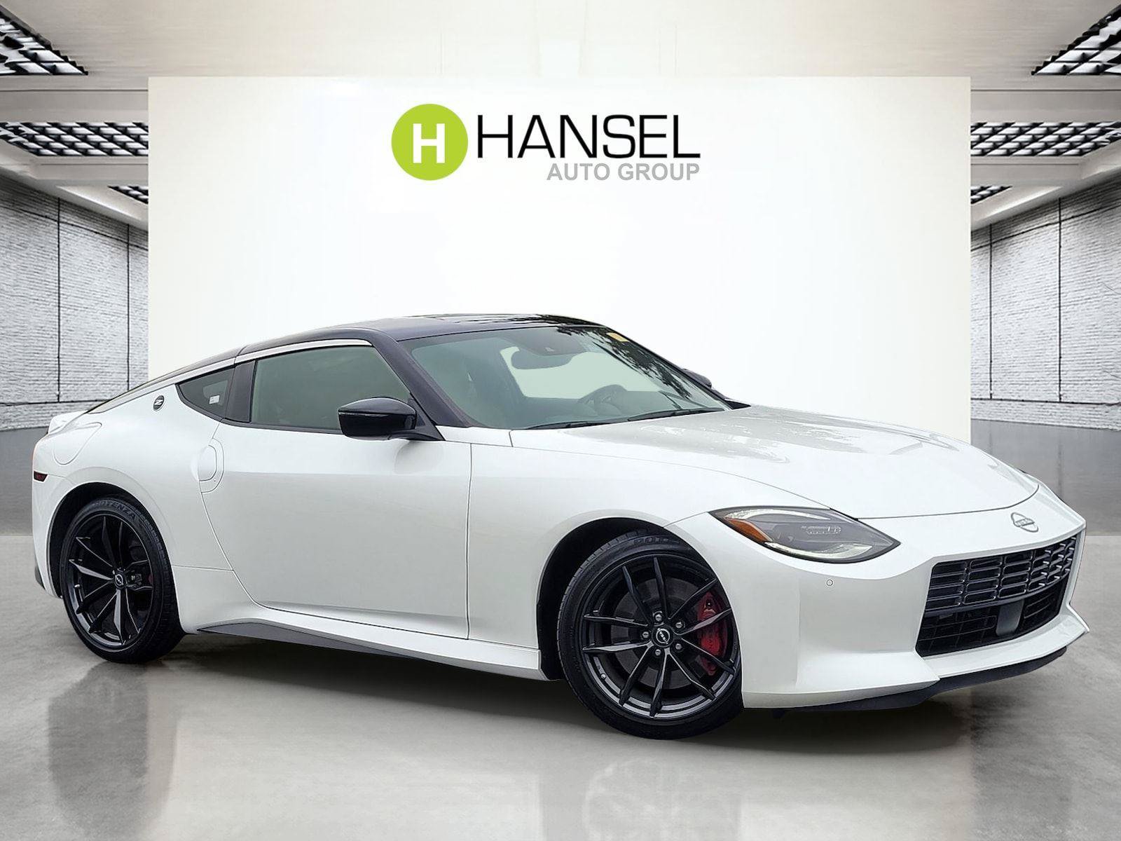 Used 2023 Nissan Z w/ Floor Mat Package (L93) RWD image 1