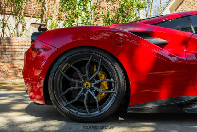 Used 2017 Ferrari 488 GTB image 10
