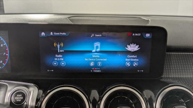 Used 2022 Mercedes-Benz GLB 250 w/ Premium Package image 29