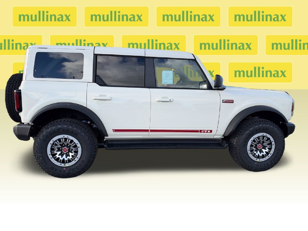 New 2026 Ford Bronco Outer Banks w/ Sasquatch Package AWD/4WD image 17
