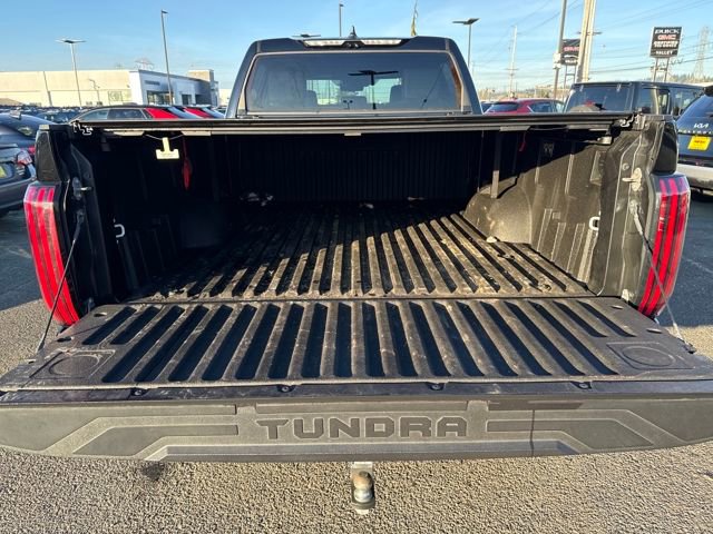 Used 2024 Toyota Tundra Platinum AWD/4WD image 12