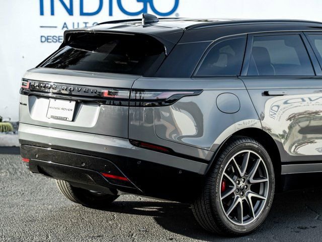 Used 2025 Land Rover Range Rover Velar Dynamic SE image 7