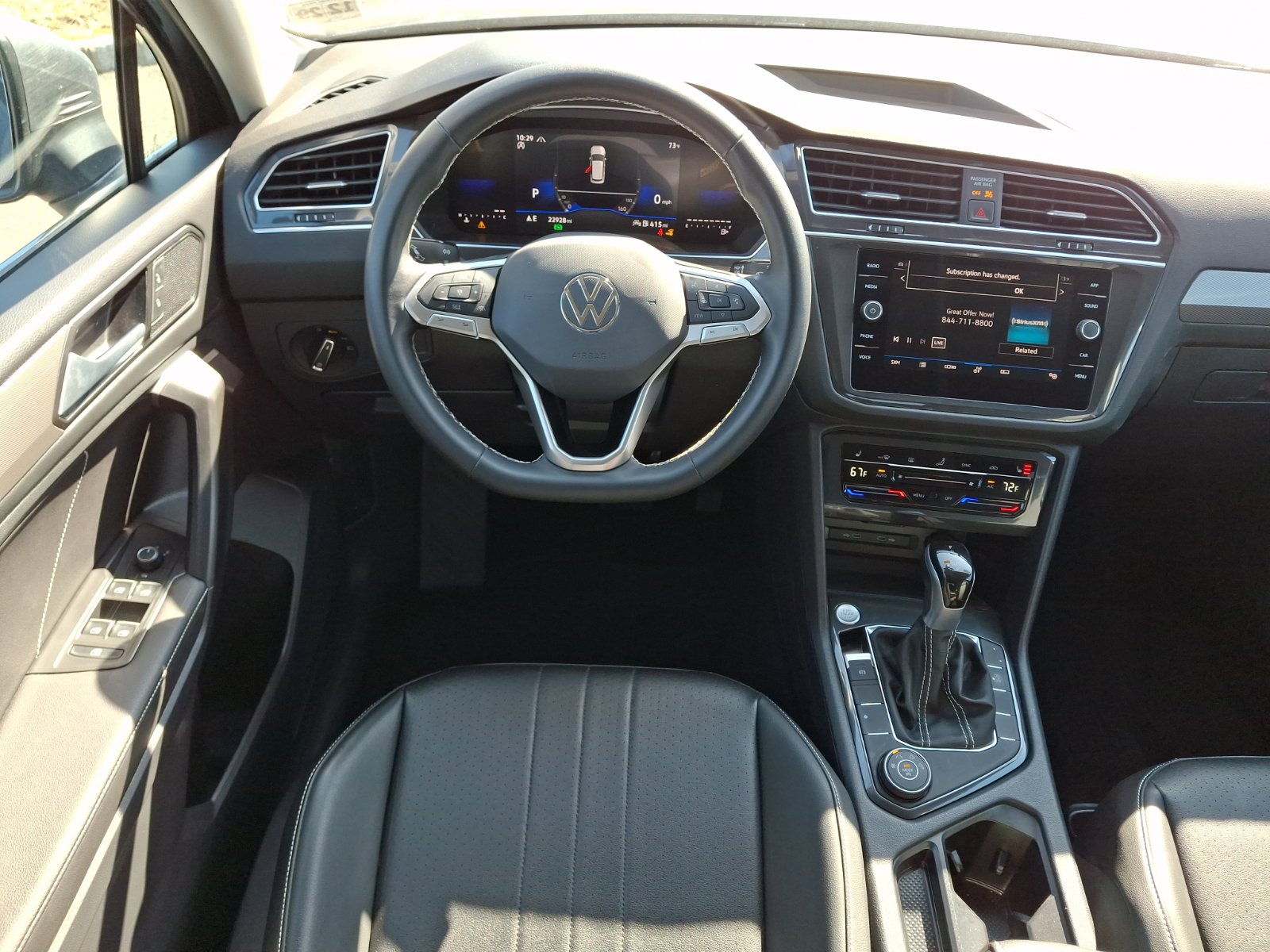 Certified 2024 Volkswagen Tiguan SE image 12