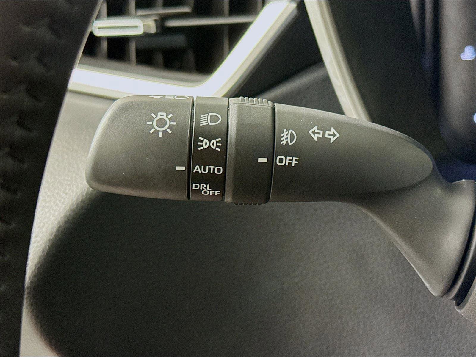 Used 2025 Toyota Corolla XSE image 5